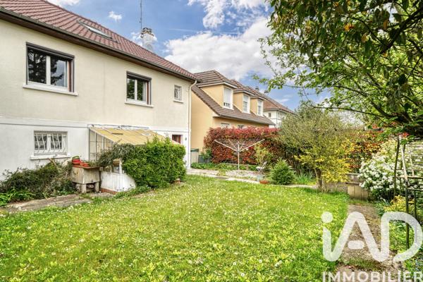 Maison à vendre 6 pièces 140 m² Saint-Brice-sous-Forêt
