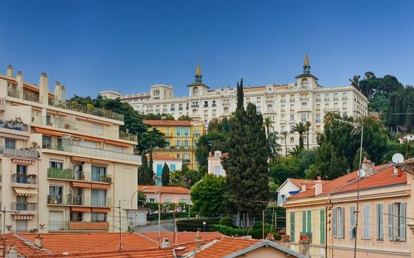 Appartement à vendre    3 pièces • 51,57 m2 Menton