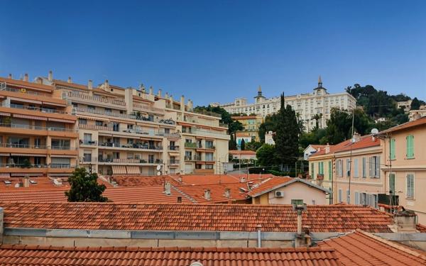 Appartement à vendre    3 pièces • 51,57 m2 Menton