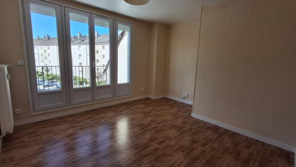 Appartement Crepy En Valois 2 pièce(s) 46.72 m2