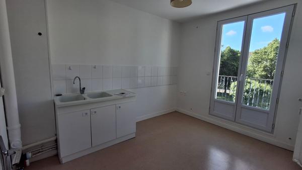 Appartement Crepy En Valois 2 pièce(s) 46.72 m2