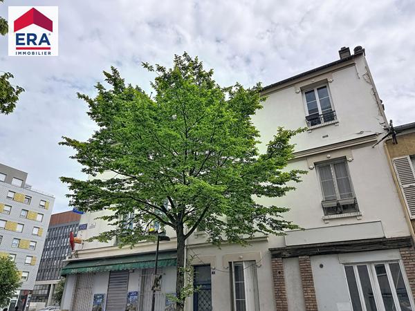 STUDIO 23M² - 150m de Paris