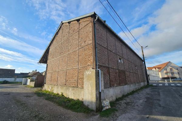 RUE - centre-ville - local commercial