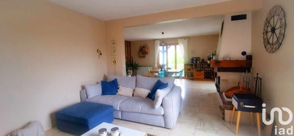 Maison 6 pièces de 236 m² à MONTIER-EN-DER (52220)