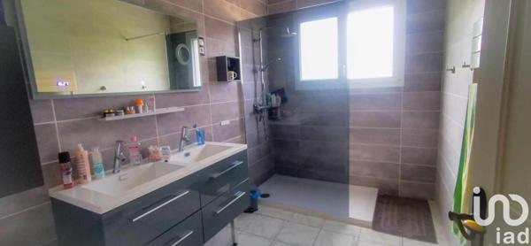 Maison 6 pièces de 236 m² à MONTIER-EN-DER (52220)