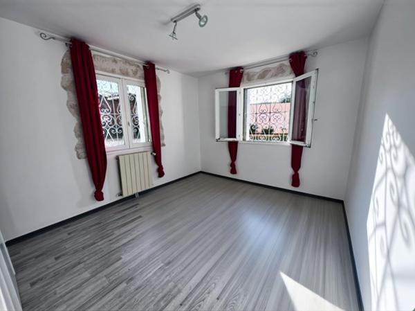Vente / Maison et grand terrain