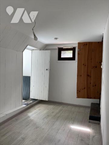 Maison avec chambre et salle d'eau de plain pied