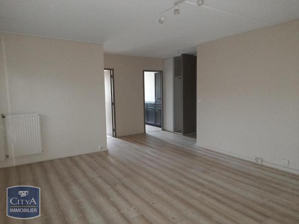 Appartement à louer 3 pièces 66.8m²