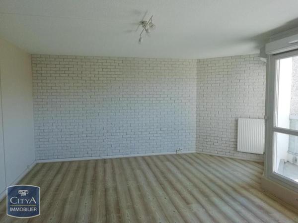 Appartement à louer 3 pièces 66.8m²
