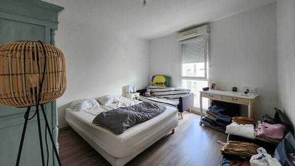 Appartement T2 + grand balcon + garage