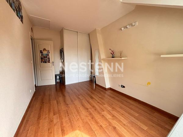 Nestenn Igny - Duplex 70 m² Bièvres centre-ville - Séjour 30 m² - Terrasse - Cave - Petite copropriété - RER C / Ligne V - Plateau de Saclay -Vélizy - Massy