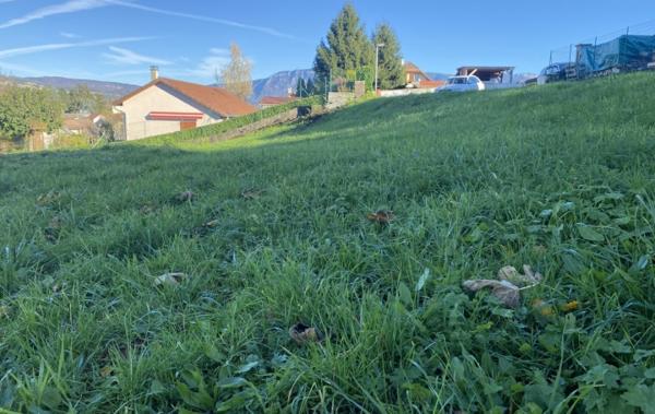 Vente Terrain 644m² à 2 minutes du centre Le pont-de-beauvoisin   