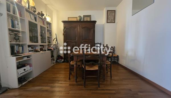 Maison
         7 pièces
        - 149 m² 539 000 € *
