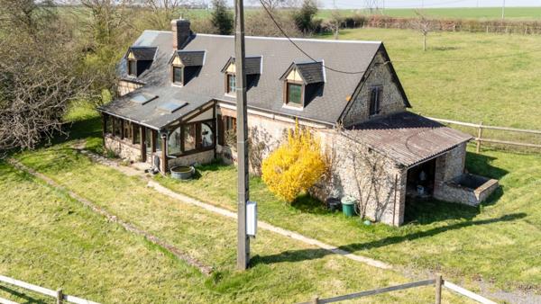 Maison à vendre sur 2ha proche de L'AIGLE (61)