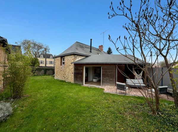 Maison en pierres 3 chambres avec terrain de 550 m2