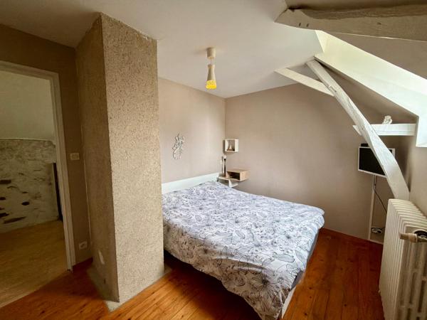 Maison en pierres 3 chambres avec terrain de 550 m2