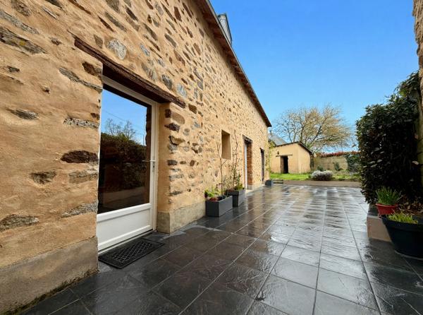 Maison en pierres 3 chambres avec terrain de 550 m2