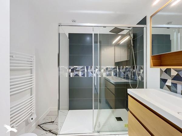 Maison 509 000 € Bègles 6 p 147 m² DPE C