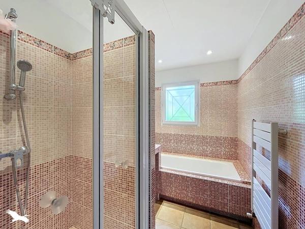 Maison 504 000 € Léognan 5 p 146 m² DPE C