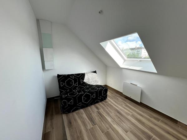 Saint-Nazaire –Studio rénové avec parking et cave