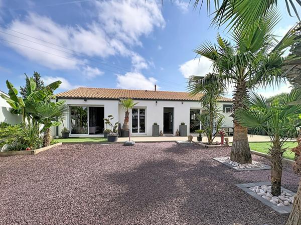 Exclusivité NESTENN Challans - Superbe maison contemporaine 5 pièces à vendre à Challans