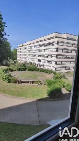 Location studio 10 m² Pontoise