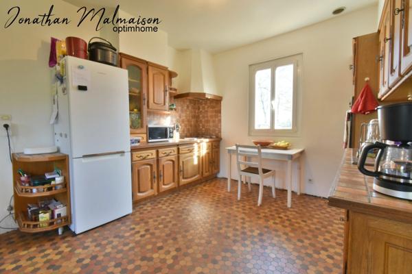 Pavillon familial avec double garage – Entre Verneuil-sur-Avre et Breteuil