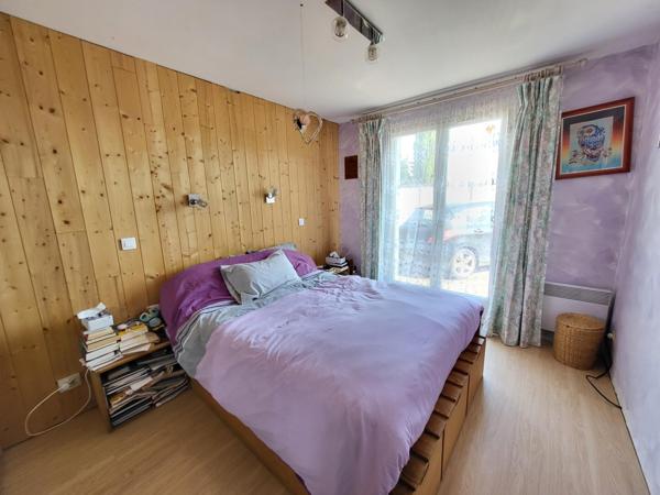 Maison 7 pièces au calme sur grand terrain arboré. CALME ABSOLU ! Vue exceptionnelle !