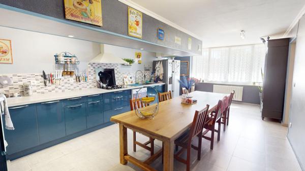 Grande Maison  Familiale Plateau D Hauteville 6 pièces 4 chambres