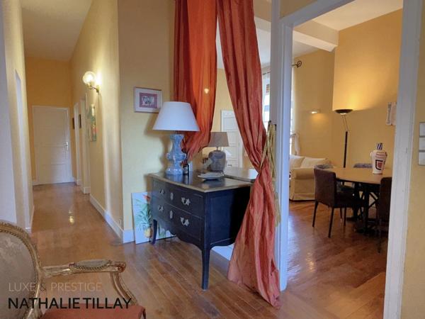 Appartement, rue Royale, à vendre , 3 chambres, statiuonnement, ORLEANS (45)