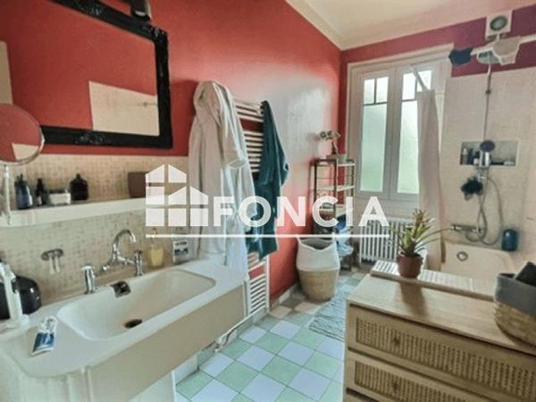 À vendre Maison 6 pièces 170 m² - Rive-de-gier 42800