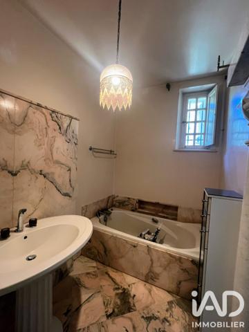 Maison à vendre 7 pièces 302 m² Mussidan