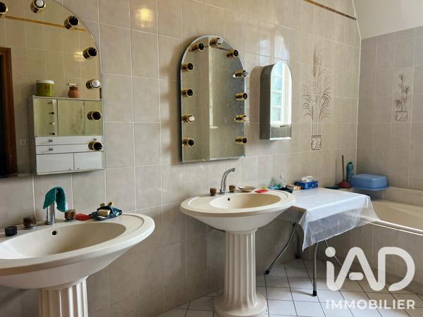 Maison à vendre 7 pièces 302 m² Mussidan