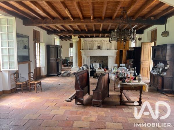 Maison à vendre 7 pièces 302 m² Mussidan