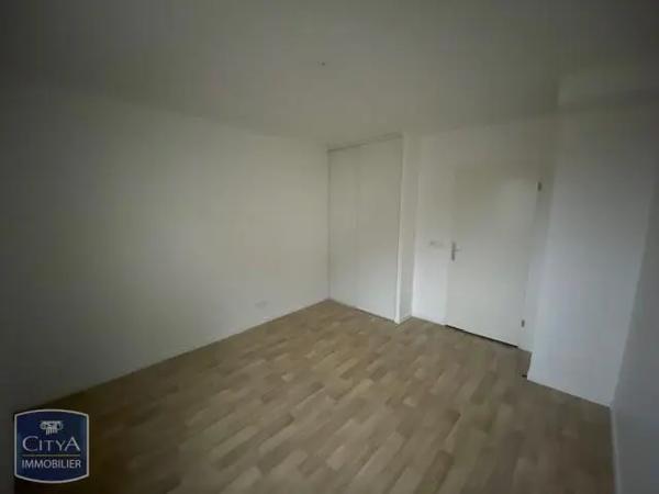 Appartement à louer 4 pièces 85.92m² Longwy (54400)