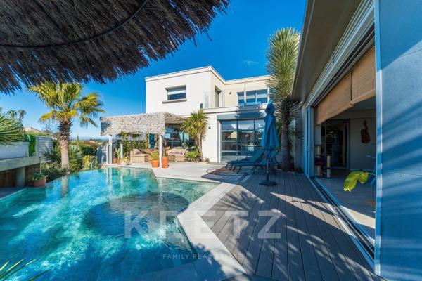 Villa contemporaine avec piscine Bali à débordement entre Agde et Béziers