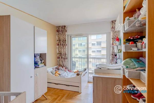 3 pièces -  deux chambres - deux balcons
