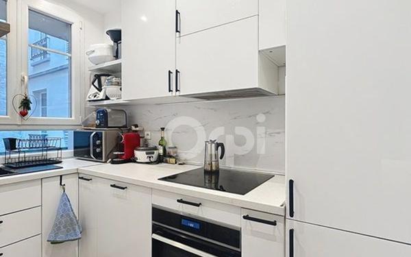 Appartement à vendre    4 pièces • 69,25 m2 Paris 15
