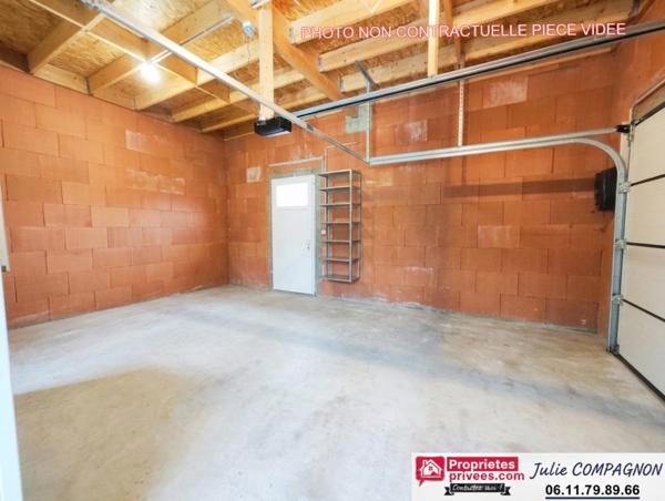 Maison 100 m² avec 2 chambres , 2 garages, grand carport et jardin