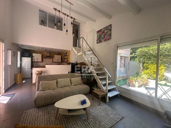 A VENDRE 13400 AUBAGNE MAISON TYPE 5 DE 100 M² SUR 100M² DE JARDIN PARKING COUVERT