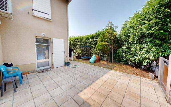 Maison à vendre    4 pièces •  Vaulx-en-Velin