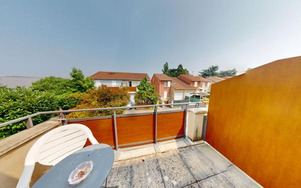 Maison à vendre    4 pièces •  Vaulx-en-Velin