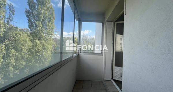 Location Appartement 4 pièces 61.3 m² - Meylan 38240
