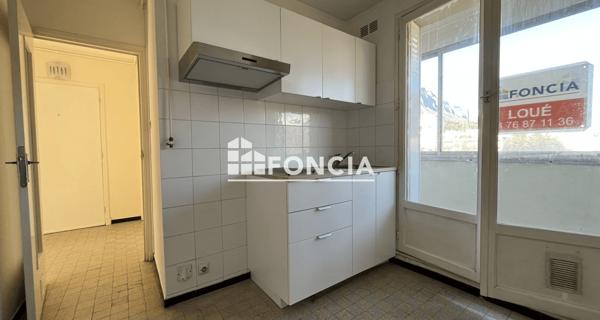 Location Appartement 4 pièces 61.3 m² - Meylan 38240