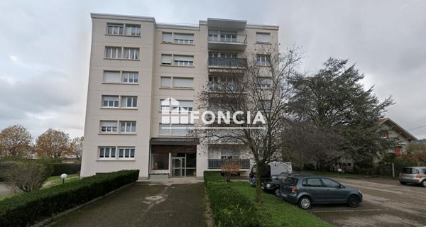 Location Appartement 4 pièces 80 m² - Bourgoin-jallieu 38300
