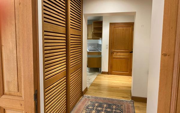 Maison à vendre    7 pièces • 267 m2 Bourg-en-Bresse