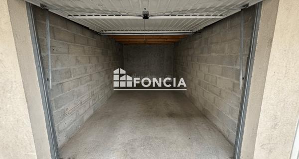 Location Parking 14 m² - Pontcharra 38530