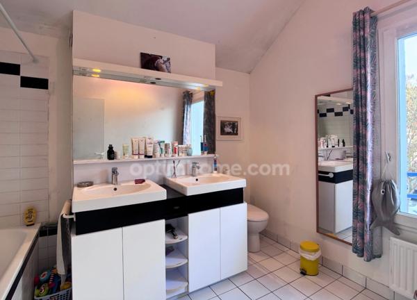 Maison en copropriété avec jardin, proche toutes commodités, Rennes La Poterie - Landry