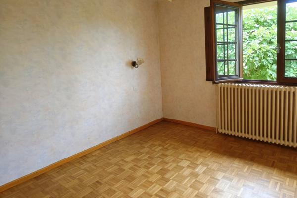 Maison traditionnelle au calme