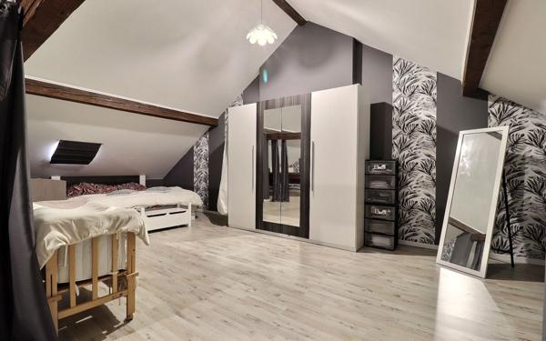 Maison à vendre    6 pièces •  Petite-Rosselle